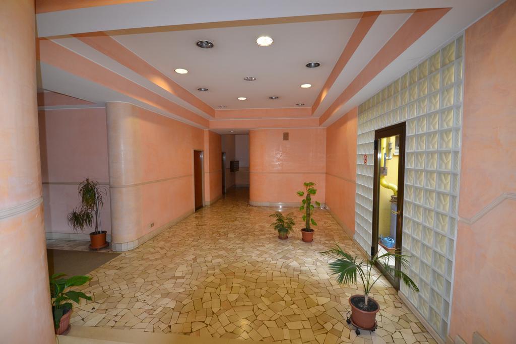 Magenta Apartment فاريسّي المظهر الخارجي الصورة