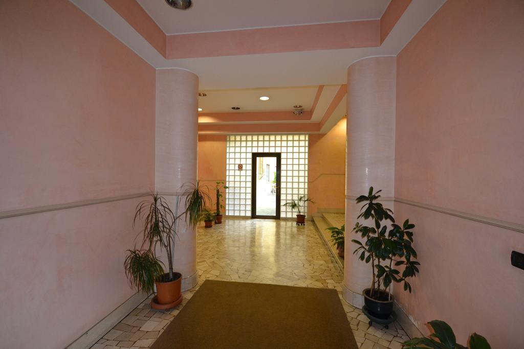 Magenta Apartment فاريسّي المظهر الخارجي الصورة